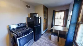 Garfield Park Stay - 5 min to Fountain Square - Image 5