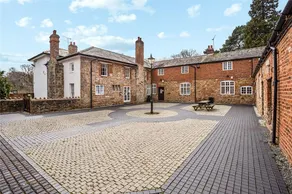 Plas Bellin Hall - Image 3