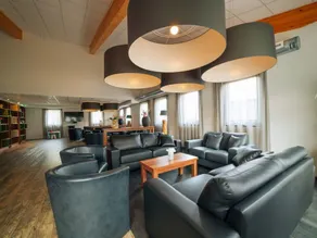 Holiday home for group with sauna and pool - Image 5