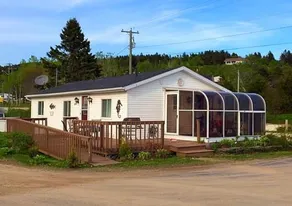 Shore Lane Cottage - Image 3