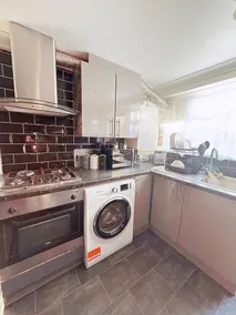 Cozy One Bed Apartment Near Heathrow - Image 5
