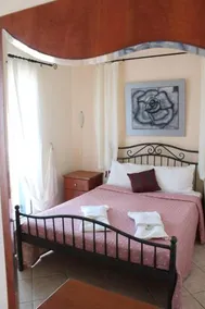 Prapas Apartments - Image 3