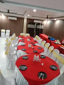HOTEL R K PALACE - Image 2