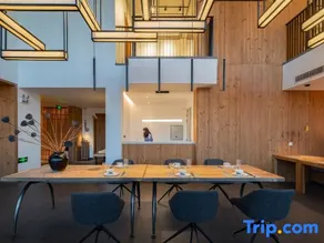 Lanyun Hotel - Image 2