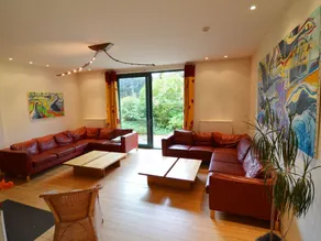 Unique, Comfortable Property With Many Extras - Image 5