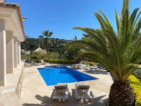 Villa De Oro - Image 3