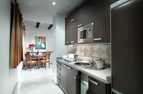 Apartamentos Patios de Alcántara - Image 4