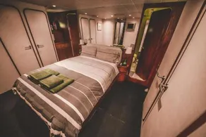 Motor Yacht Boatel - Image 2