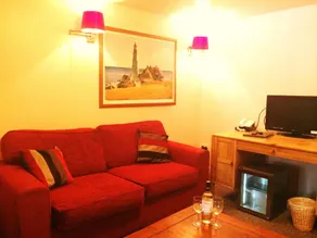Gardeners Country Inn - Image 4