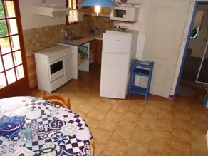 Les Petits Prés - Image 2