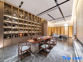 Oska International Hotel (Dalang Lixiang Park Metro Station Branch) - Image 3