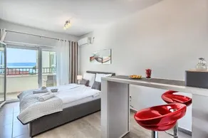 Modern apartments with sea view 150 meters to beach - Image 3