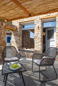 Lazarou Beach Apartments - Image 3