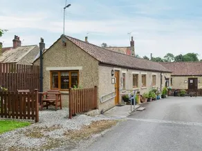 2 bedroom accommodation in Ebberston, near Scarborough - Image 4