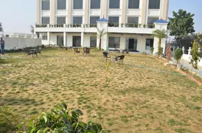 Hotel Shivanand Palace - Image 4