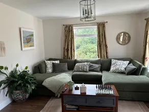 Luxury Galway Getaway With 5 Bedrooms - Image 2