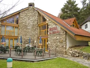 EA Hotel Na Jezere - Image 2