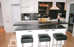Amazing Home In LÃ¤rbro With Kitchen - Image 3