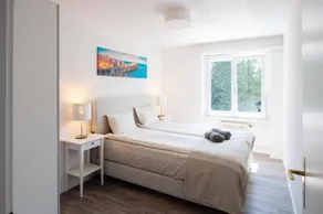 Moderne & helle Wohnung mit Netflix & Bergsicht - Image 2