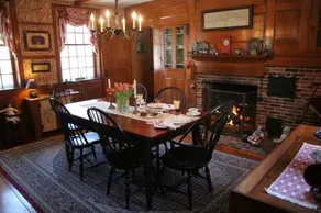 Mulberry Tree Inn - Image 2