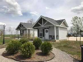 Flying Duck- Galloping Goose Cottages - Image 4