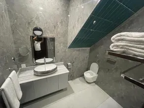 Swan Suites - Image 5