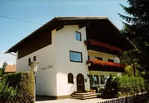 Edith - Image 2