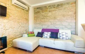 Three-Bedroom Holiday Home In Krusevo - Image 3