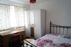 Chesnut Lodge - Image 5