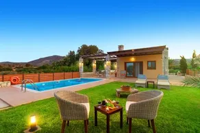 Muses Beach Villas Erato - Image 4