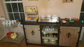 C&J Bee And Bee Farm - Image 3