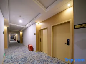 Monsoon Boutique Hotel (Chongqing Olympic Sports Center Subway Xietaizi) - Image 3