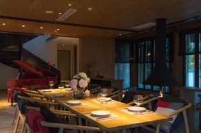 Heyue Moshe Snow Mountain Designer Resort Hotel - Image 2