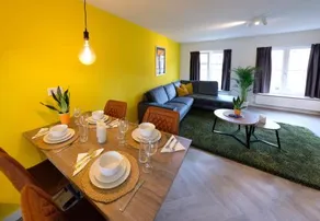 Fantastic 90m² Two-Bedroom Apartment with Terrace - Image 4