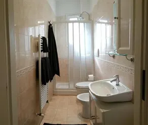 Farolfi Apartments Unita - Image 3