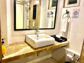 Click Hotel DBR - Image 4