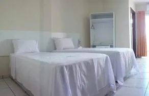 Petro Plaza Hotel - Image 2