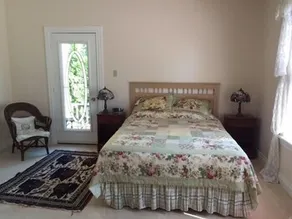 Tilson Place Bed and Breakfast - Image 1