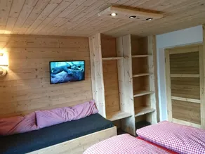 Beautiful holiday home in a stunning location with sauna - Image 2