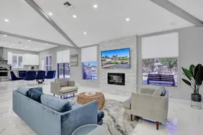 6 Bedroom Waterfront Villa Heated Pool, Game Room - Image 4