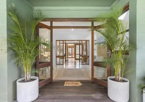 Billabong Moon - Image 4