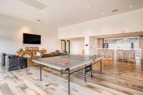 Mid Main Lofts - Image 5