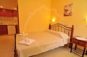 Maria Apartments - Image 4