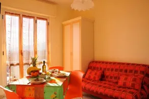 Apartments Bellevue - Image 2