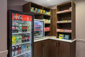 La Quinta Inn & Suites by Wyndham Wytheville - Image 3