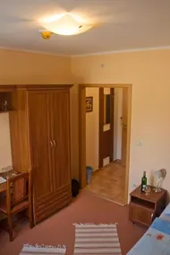 Korona Panzió és Kávézó - Image 3