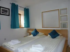 Manorhaus Apartments - Image 5