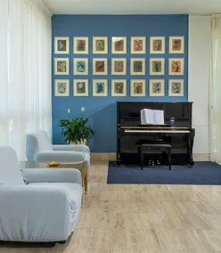 Hotel Astoria - Image 2