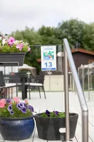 Spacious Homely Lakeside Lodge close to the Beaches - Image 5