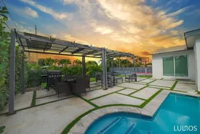 Modern home*Heated Pool, Basketball and Mini Golf - Image 2